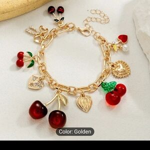 🆕️🍒 Gold-Tone Cherry Charm Bracelet🍒